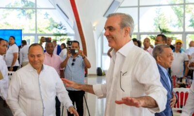 Abinader resalta trabajo de los periodistas en Palacio Nacional