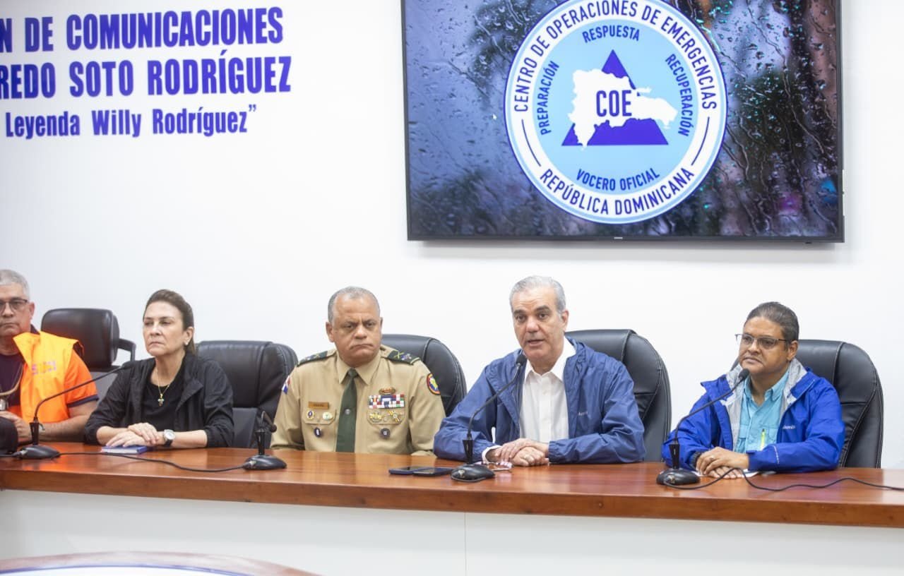 Abinader anuncia apoyo a las familias afectadas por lluvias imagen