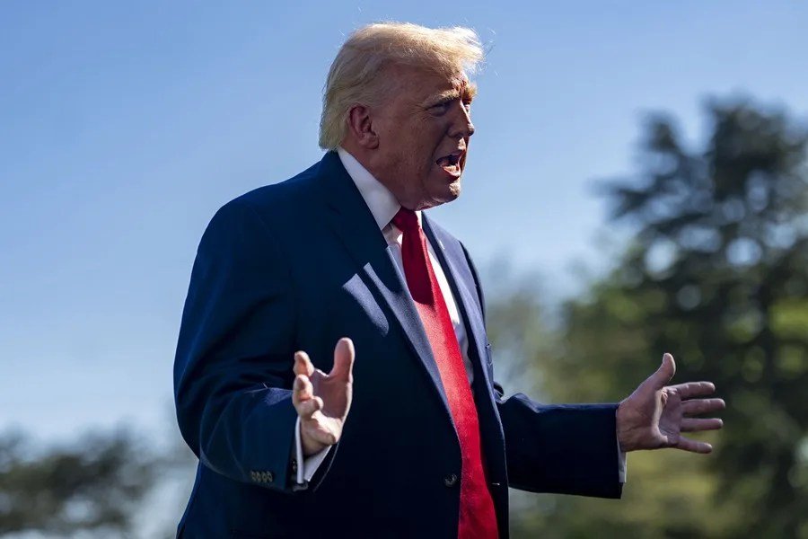 Irán niega el bloqueo de Ormuz por EE.UU. y advierte a los buques militares que se acerquen