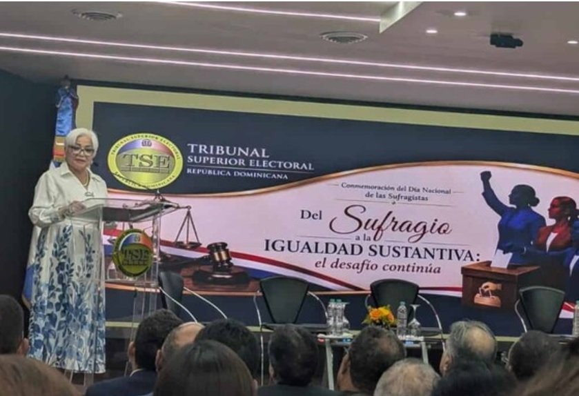 Exaltan legado de mujeres que propiciaron voto femenino RD imagen