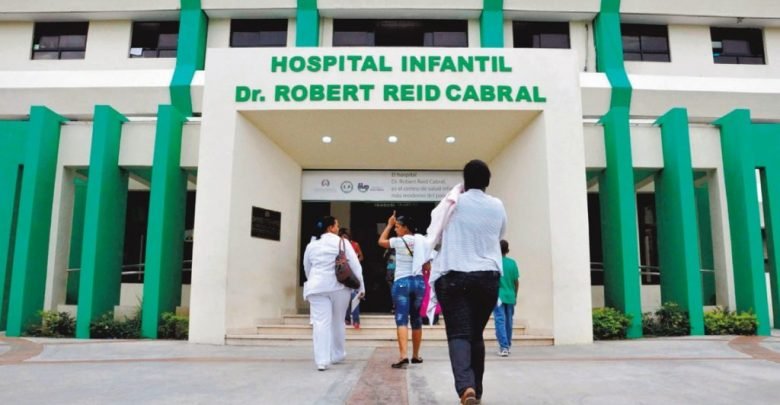 Hospital Robert Reid presenta protocolos contra infecciones imagen