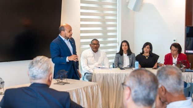 Seguros Reservas implementa modelo salvamentos vehículos imagen