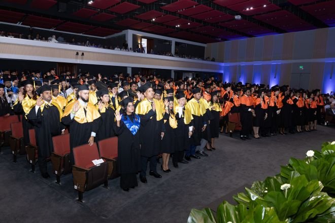Unapec gradúa a 798 nuevos profesionales en S. Domingo imagen