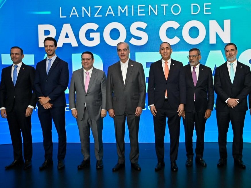 Anuncian el pago impuestos con tarjetas de crédito o débito imagen