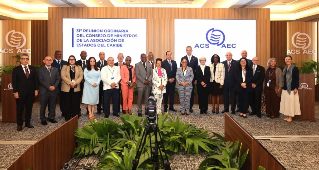Dominicana asume presidencia Comité de Comercio de la AEC imagen