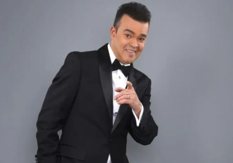 Fallece de cáncer en el cerebro cantante dominicano Alex Bueno imagen