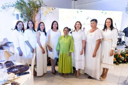 Voluntariado Banreservas celebra el Día de las Madres imagen