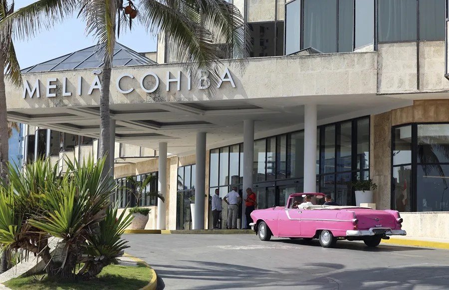La marcha de las hoteleras internacionales plantea dudas sobre el sector turístico en Cuba