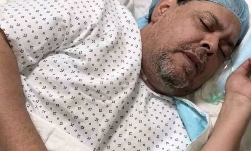 Merenguero Fernando Villalona atraviesa delicado estado salud imagen