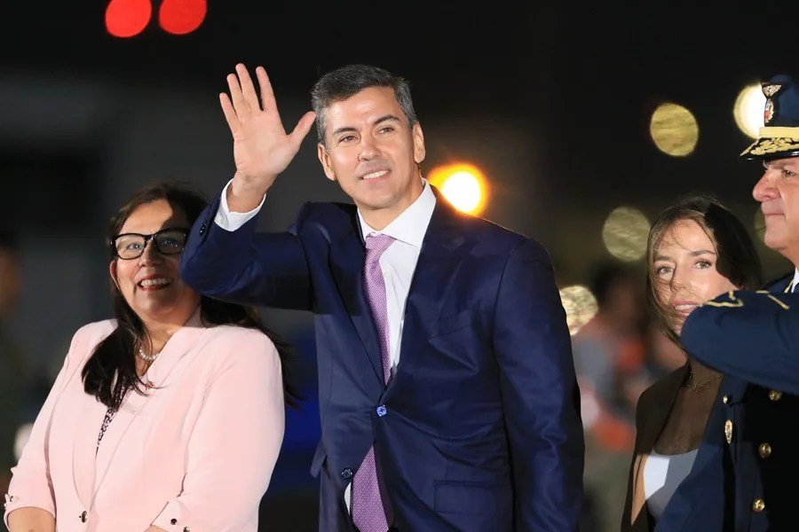 Presidentes y líderes latinoamericanos llegan a Perú para asistir a la investidura de Fujimori