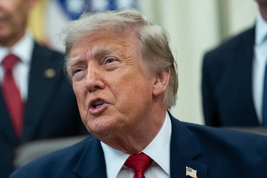 Trump amenaza a Irán hacerle «pagar» muerte soldados EEUU imagen