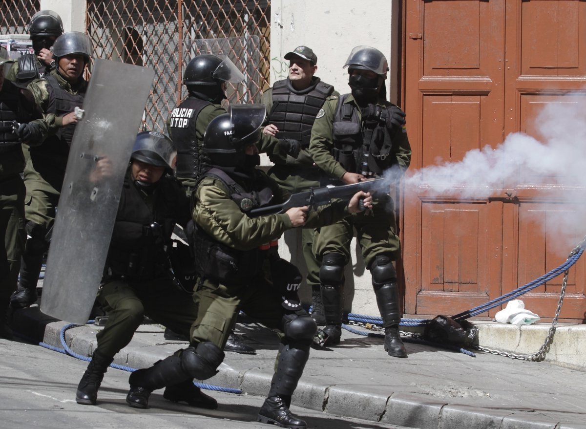 Bolivia despliega 200 policías en frontera con Brasil por violencia imagen