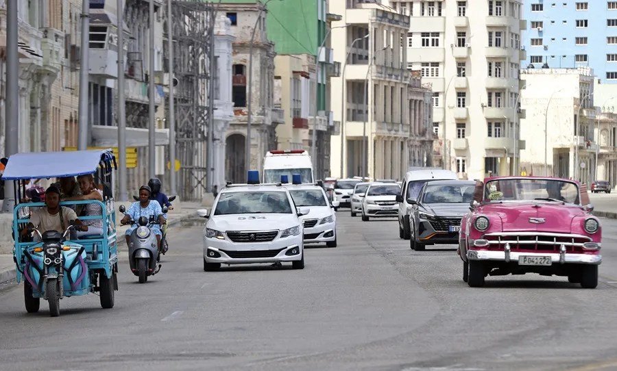 Cuba da luz verde a las nuevas normas para la importación y venta de vehículos