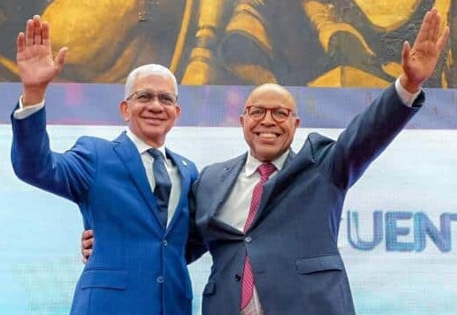 PRM ratifica a De los Santos y Pacheco para presidir Congreso imagen