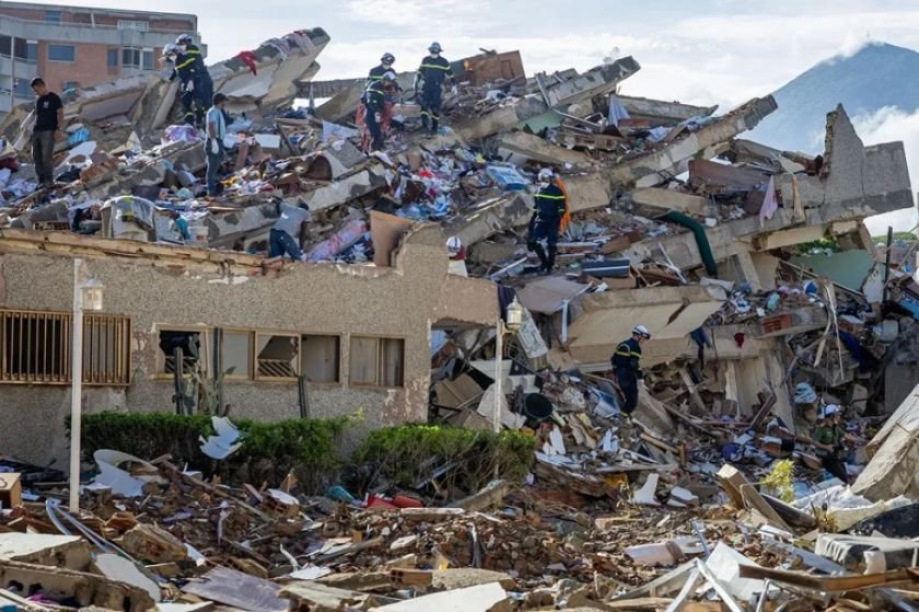 VENEZUELA: Elevan a más de 6.400 muertos por terremotos imagen