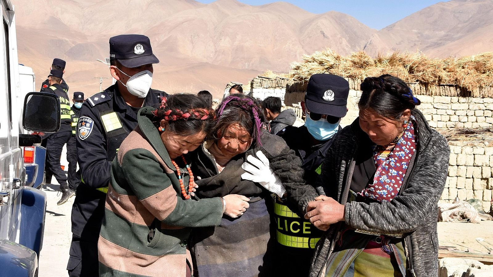 Al menos 16 muertos a causa de terremoto 7 grados en el Tíbet imagen