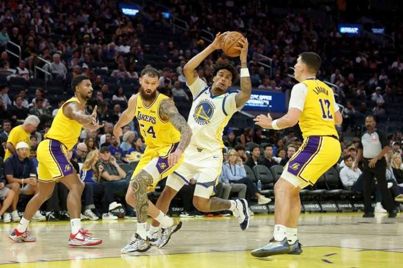 Dominicano Lendeborg lidera a Warriors en triunfo ante Lakers imagen