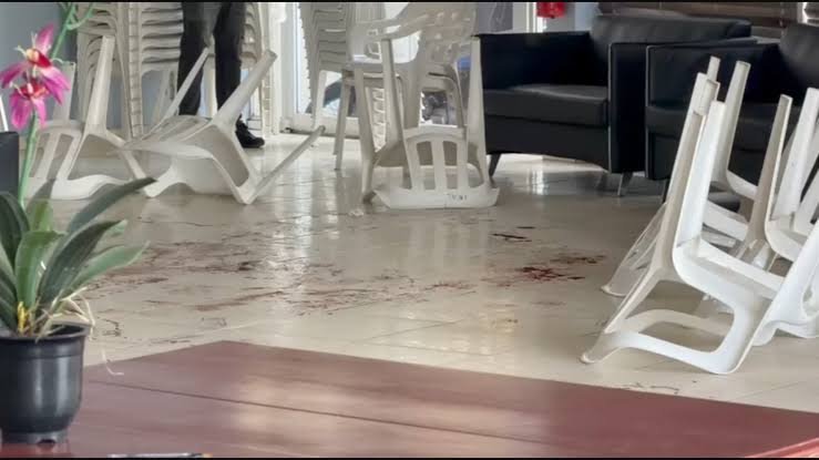 Tiroteo en velatorio funeraria de San Cristóbal deja un herido imagen